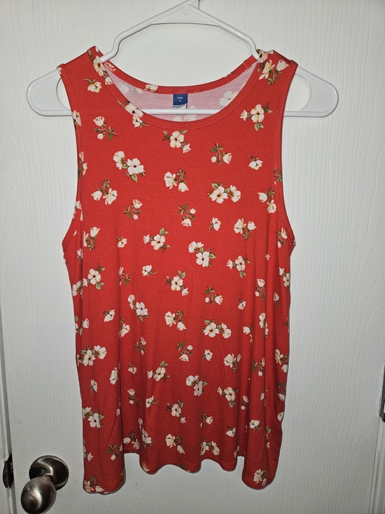 Old Navy Tops - Old Navy Red Floral Sleeveless Tank Top